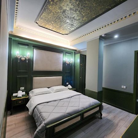 Hotel Lotus Tirana Bagian luar foto