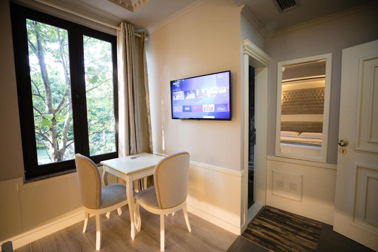 Hotel Lotus Tirana Bagian luar foto
