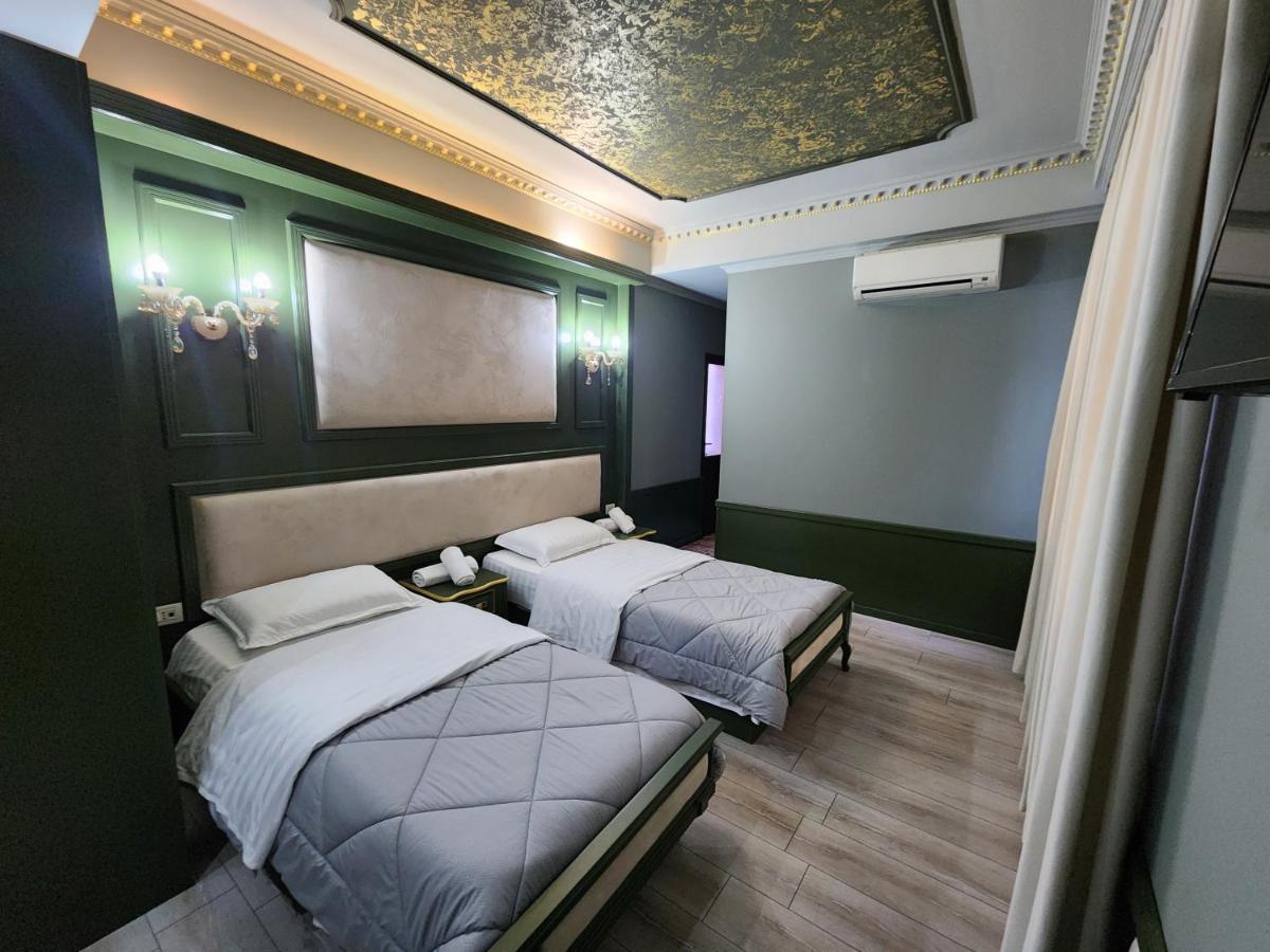 Hotel Lotus Tirana Bagian luar foto